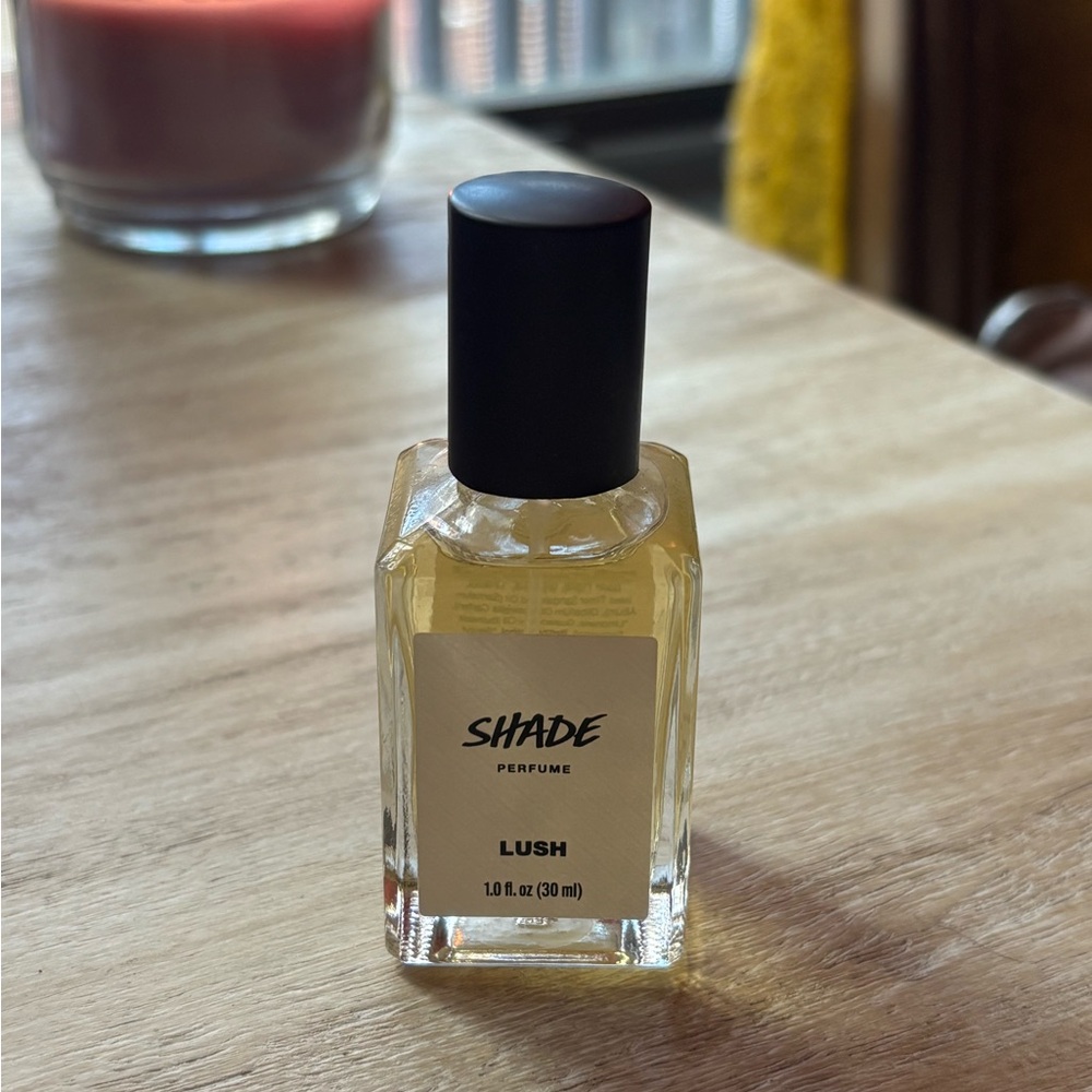 LUSH Shade Perfume 1fl.oz